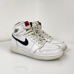 Nike Air Jordan 1 Retro High OG “Yin Yang” Grade School (GS) Size 5.5Y 7 Womens